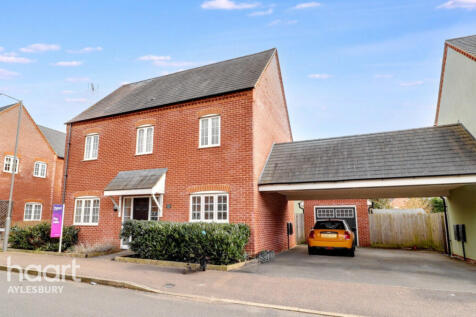 Siddington Drive, Aylesbury 4 bed detached house for sale