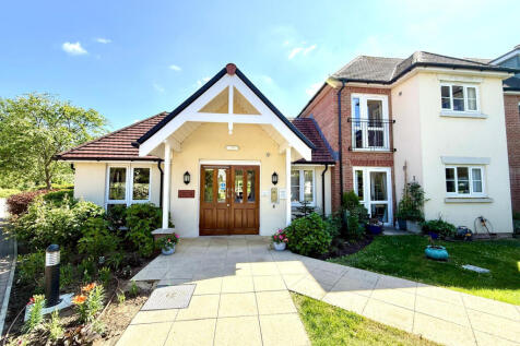 Leatherhead 2 bed retirement property for sale
