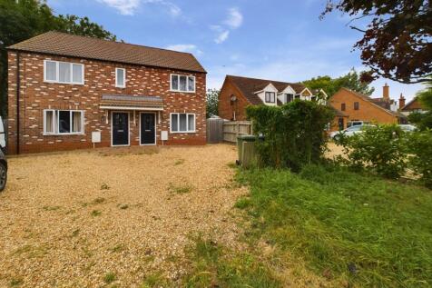 Burnt House Road, Whittlesey, PE7 2 bed semi