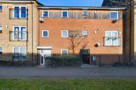 Clayburn Road, Hampton Centre, PE7 1 bed apartment for sale