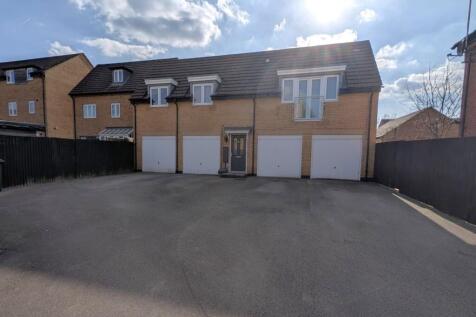 Woodward Drive, Peterborough, PE4 2 bed coach house for sale