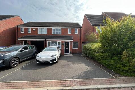 3 bedroom semi-detached house for sale