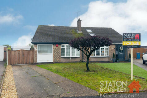 2 bedroom semi-detached bungalow for sale