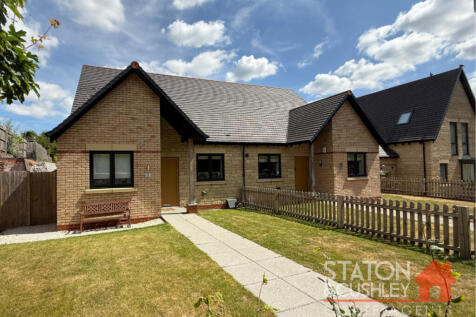 2 bedroom semi-detached bungalow for sale