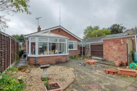 Colchester CO4 2 bed bungalow for sale
