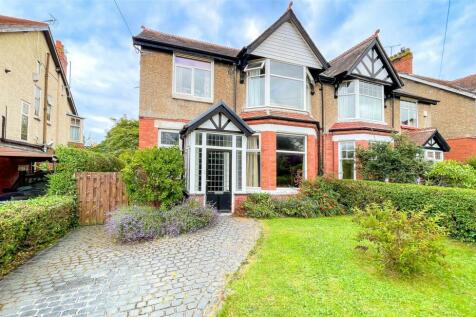 4 bedroom semi-detached house for sale