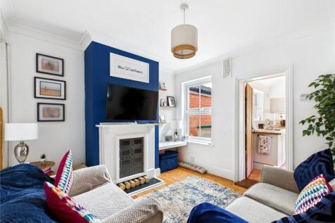 Gainsborough Road, Felixstowe... 3 bed terraced house for sale