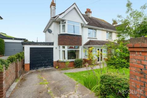 5 bedroom semi-detached house for sale