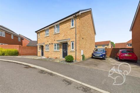 2 bedroom semi-detached house for sale