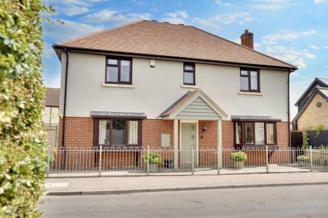 Tea Kettle Lane, Newmarket CB8 4 bed detached house for sale