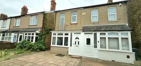 4 bedroom end of terrace house for sale