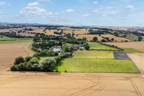 Aston Eyre, Bridgnorth, Shropshire, WV16 5 bed farm house for sale