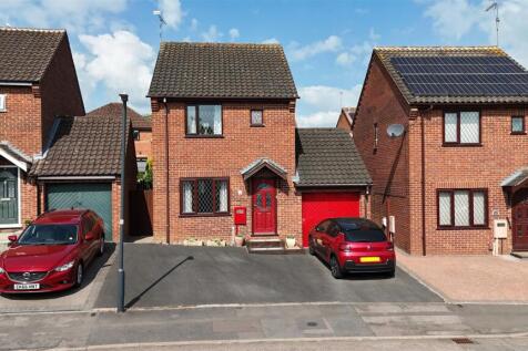 2 bedroom detached house for sale