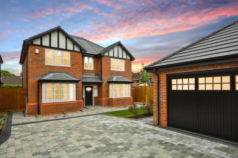 5 bedroom detached house for sale