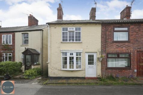 Main Road, Moulton, Northwich 2 bed cottage for sale