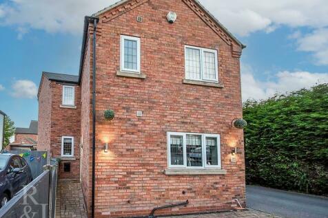 3 bedroom detached house for sale