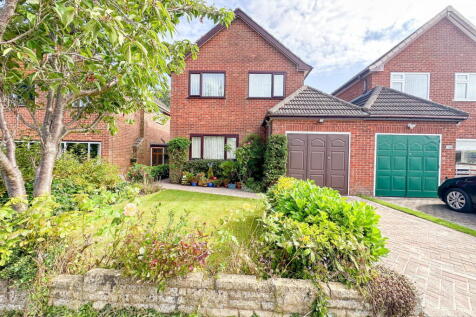 Littleshaw Lane, Wythall, Birmingham... 3 bed detached house for sale