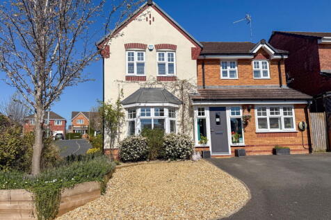 Trianon Road, Bromsgrove 4 bed detached house for sale