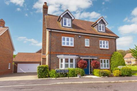 6 bedroom detached house for sale