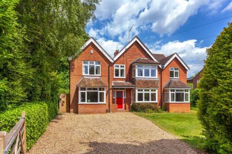 5 bedroom detached house for sale