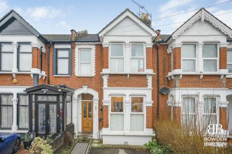 Ingleby Road, Ilford 4 bed terraced house for sale