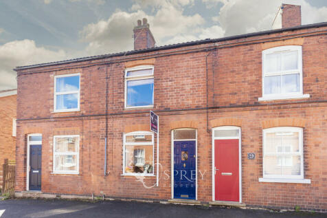 2 bedroom terraced house for sale