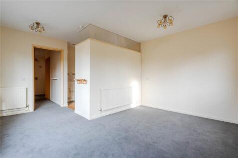 Knowles Green, Bletchley MK2 2 bed bungalow for sale
