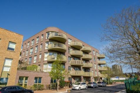 Perkins House, 36 Tudway Road, SE3 1 bed flat for sale