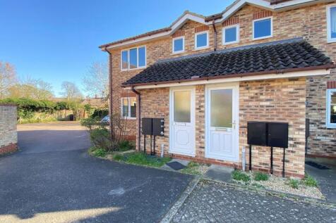 Harding Close, Waterbeach, Cambridge 1 bed maisonette for sale