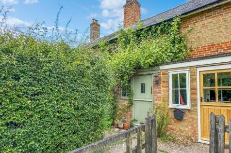 3 bedroom cottage for sale