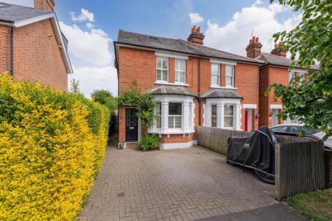 All Saints Avenue, Maidenhead SL6 4 bed semi