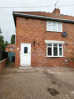 2 bedroom semi-detached house for sale