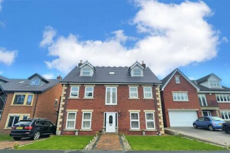 6 bedroom detached house for sale