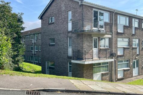 Greenland Crescent, Cardiff CF5 3 bed maisonette for sale