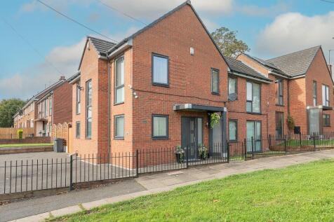 Chestnuts Avenue, Birmingham B26 4 bed semi