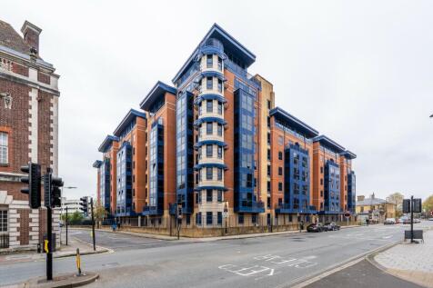 Canute Road, Southampton SO14 2 bed flat for sale