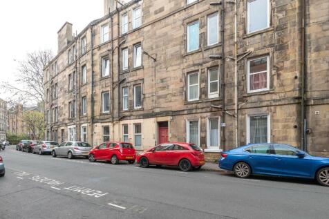 Waverley Park, Edinburgh EH8 1 bed flat for sale