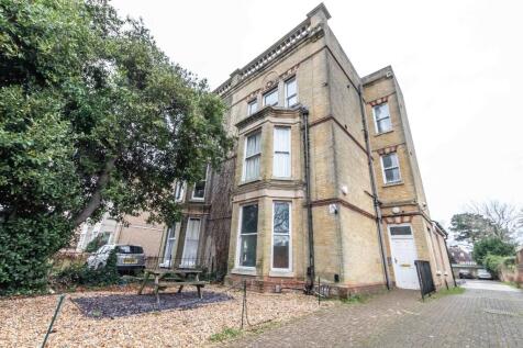 Bury Road, Gosport PO12 6 bed block of apartments for sale