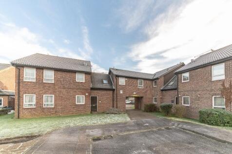 Shepperton Close, Chatham ME5 1 bed flat for sale