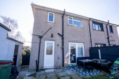 2 bedroom semi-detached house for sale
