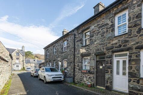 English Terrace, Dolgellau LL40 2 bed terraced house for sale