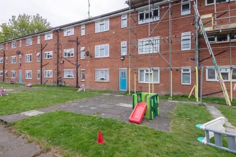 Great Bridge Road, Bilston WV14 2 bed flat for sale
