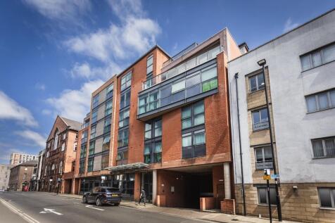 2 bedroom flat for sale