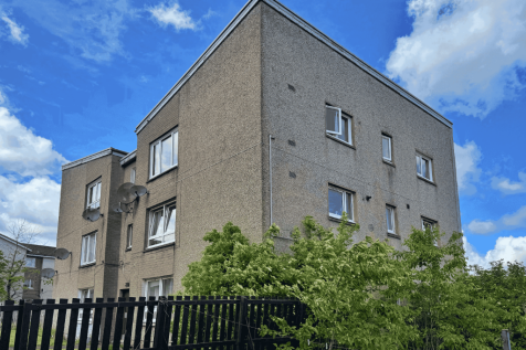 Marnoch Way, Moodiesburn G69 2 bed flat for sale