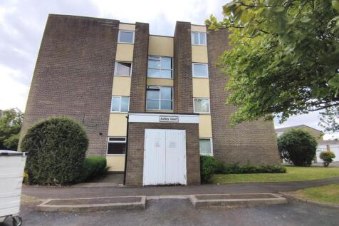 Astley Court, Newcastle upon Tyne NE12 2 bed flat for sale