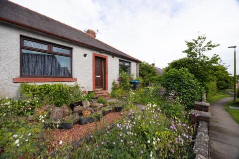 2 bedroom semi-detached bungalow for sale