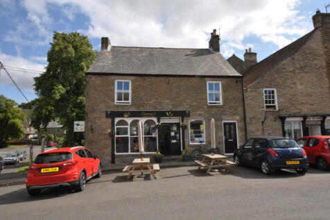 3 bedroom town house for sale