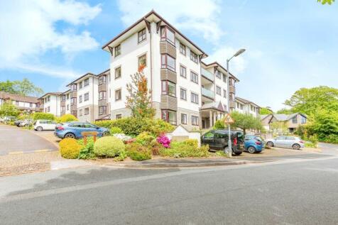 Tregolls Road, Truro TR1 2 bed flat for sale