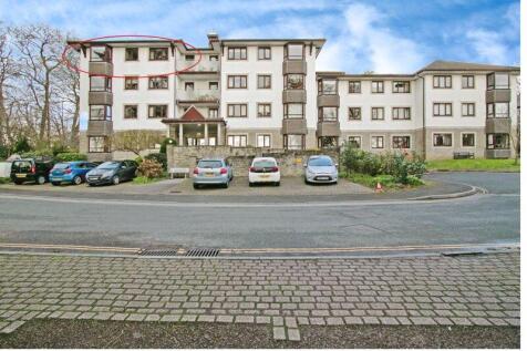 Tregolls Road, Truro TR1 2 bed retirement property for sale