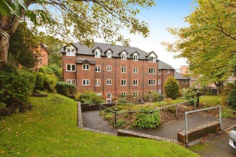 Meadsview Court, Farnborough GU14 2 bed apartment for sale